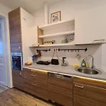 Rivercity Calvary 1 Apartment